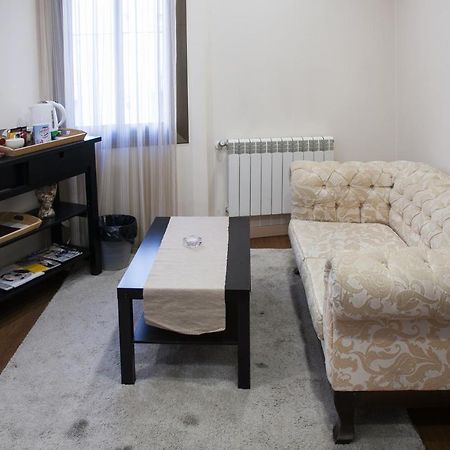 Hostal Excellence Barcelona Bagian luar foto
