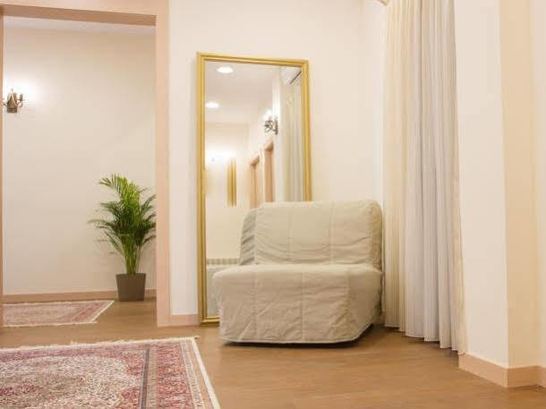 Hostal Excellence Barcelona Bagian luar foto